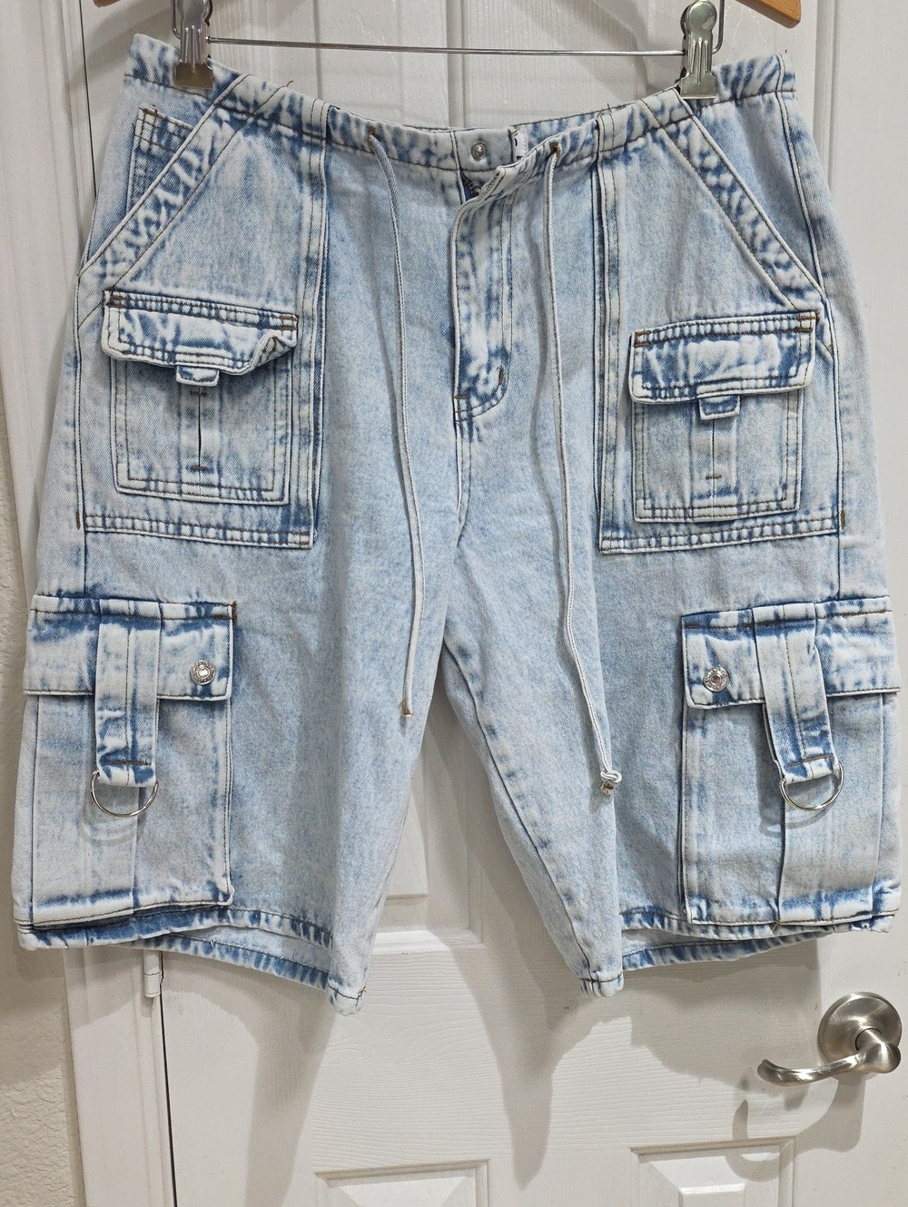 Love Soho Light Wash Denim Cargo Shorts - Women Size 13